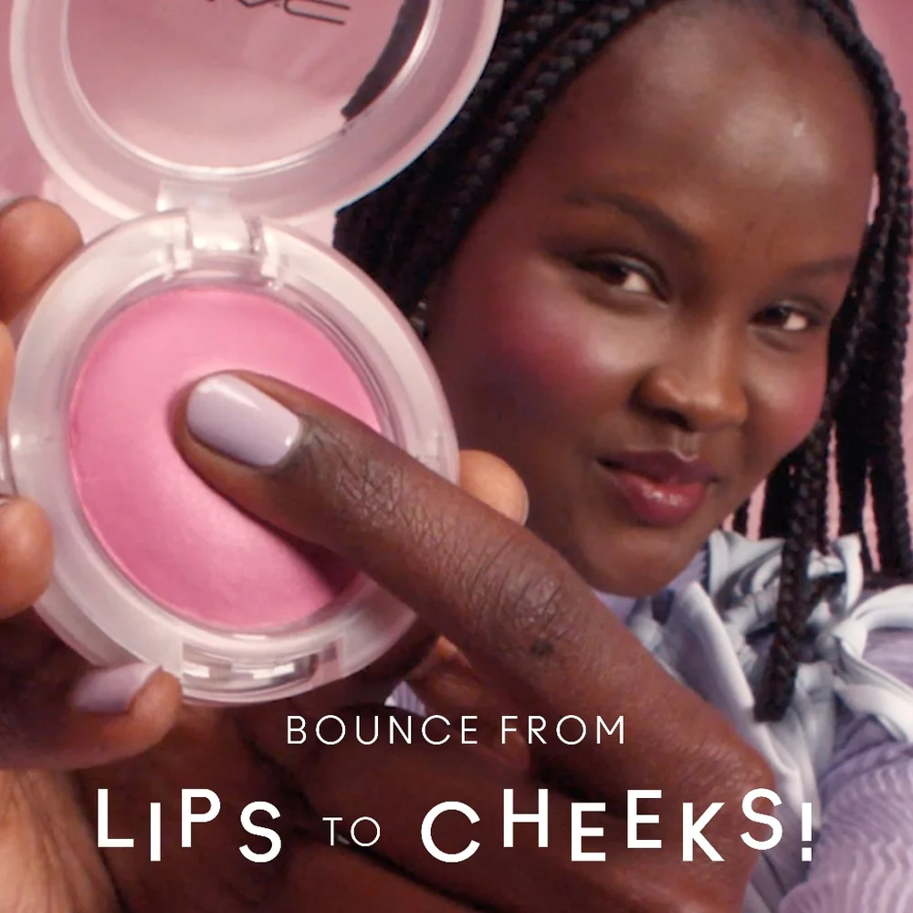 MAC Go Play Bouncy Blush in Heat Index -Bright Pink